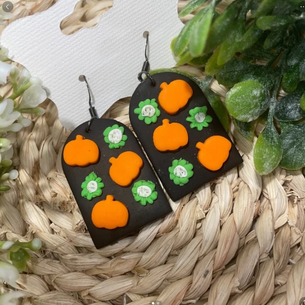 Green black orange polymer clay Halloween earrings with pumpkins